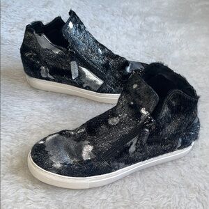 All Black cow hide black & silver leather zip up ankle bootie size EU 39